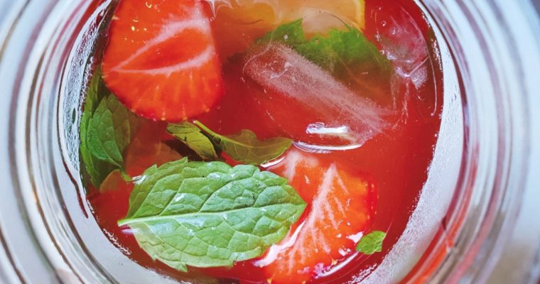 Rabarberlimonade met aardbei