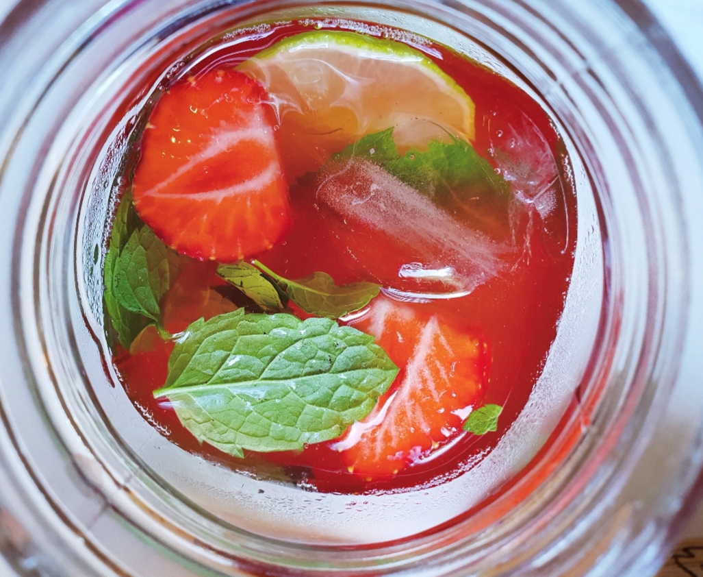 Rabarberlimonade met aardbei