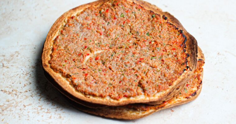 Turkse pizza’s (lahmacun) met een Belgische twist
